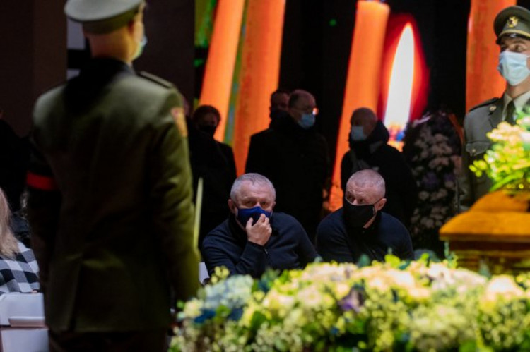 Похорон Батька Суркісів