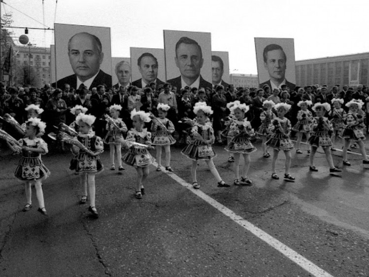 Парад 1 мая 1986 на Крещатике