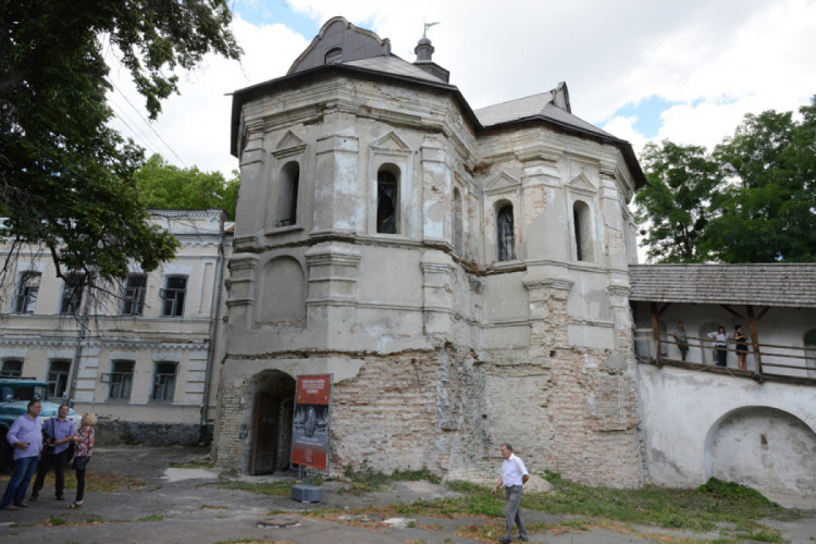 Онуфриевская башня Киево-Печерской лавры