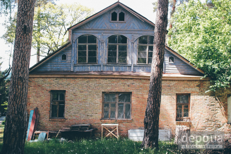 Старинные дачи Пуще-Водицы