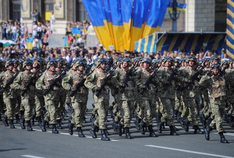 День Независимости 2021 в Киеве — Афиша — Парад, концерт на НСК марш защитников и Бочелли: Как Киев будет праздновать День Независимости
