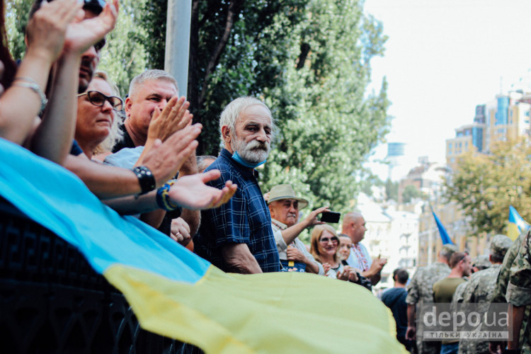 Марш Захисників в Києві – Як у Києві пройшов багатотисячний Марш захисників України (ФОТОРЕПОРТАЖ)