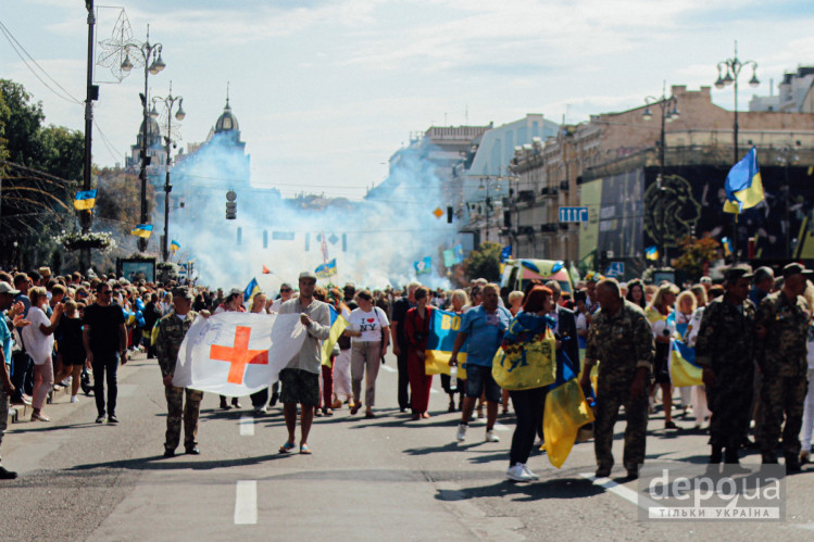 Марш Захисників в Києві – Як у Києві пройшов багатотисячний Марш захисників України (ФОТОРЕПОРТАЖ)