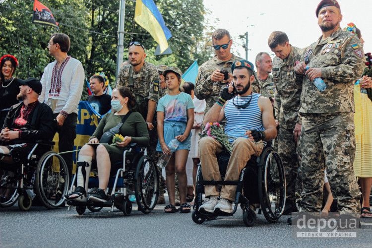 Марш Захисників в Києві – Як у Києві пройшов багатотисячний Марш захисників України (ФОТОРЕПОРТАЖ)