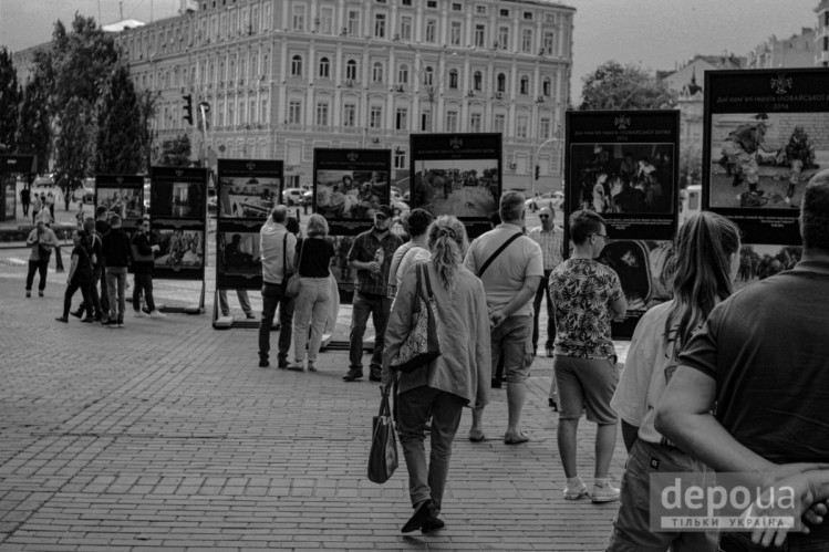 День пам"яті захисників України – Як у Києві вшановують загиблих у війні на Донбасі (ФОТОРЕПОРТАЖ)